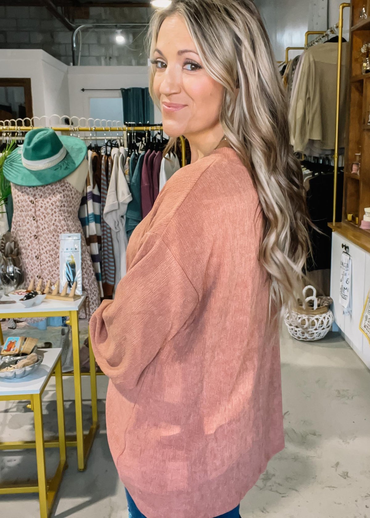 V-Neck Pucker Cord Knit Top