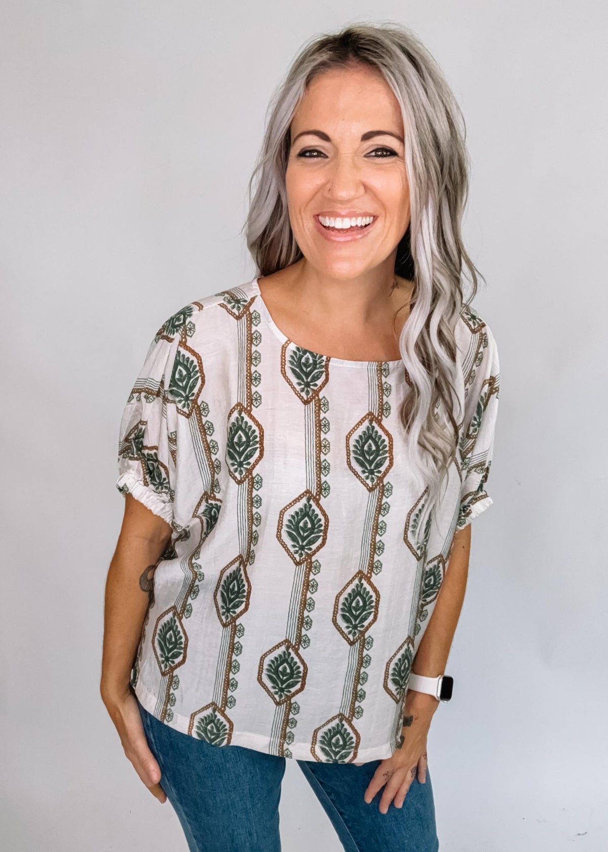 Olive Garden Elastic Cuff Blouse