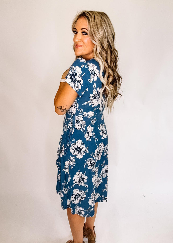 Blue and White Floral Tulip Short Sleeve Dress
