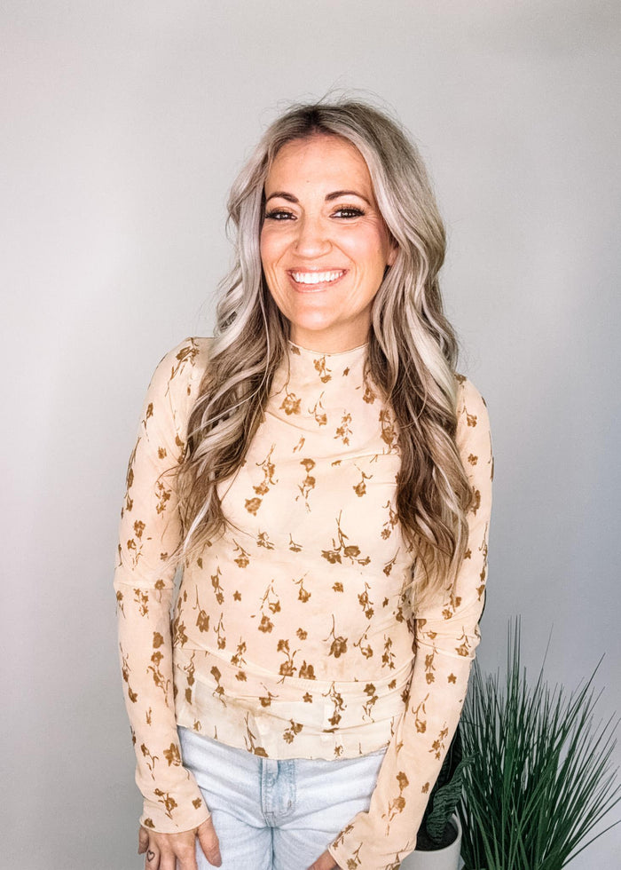 Cream Latte Mesh Sleeve Top