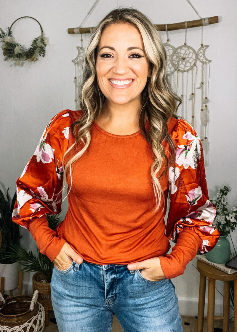 Ginger Floral Sleeve Knit Top