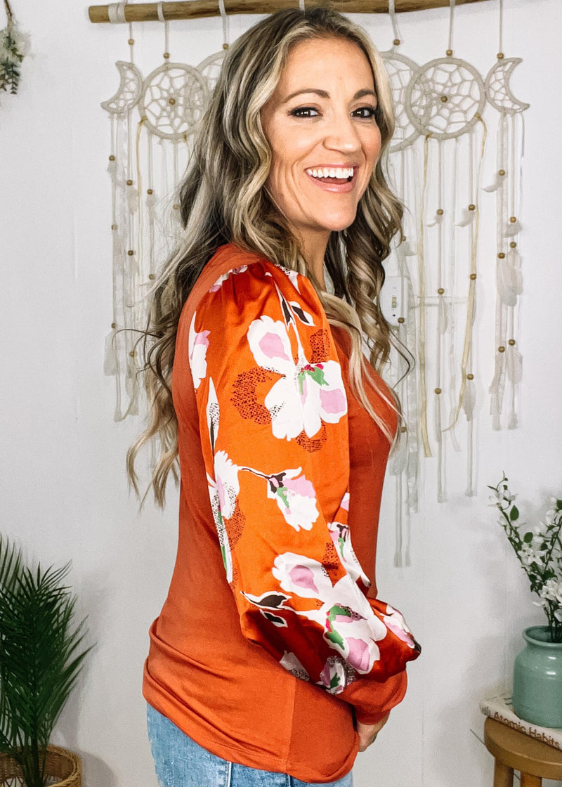 Ginger Floral Sleeve Knit Top