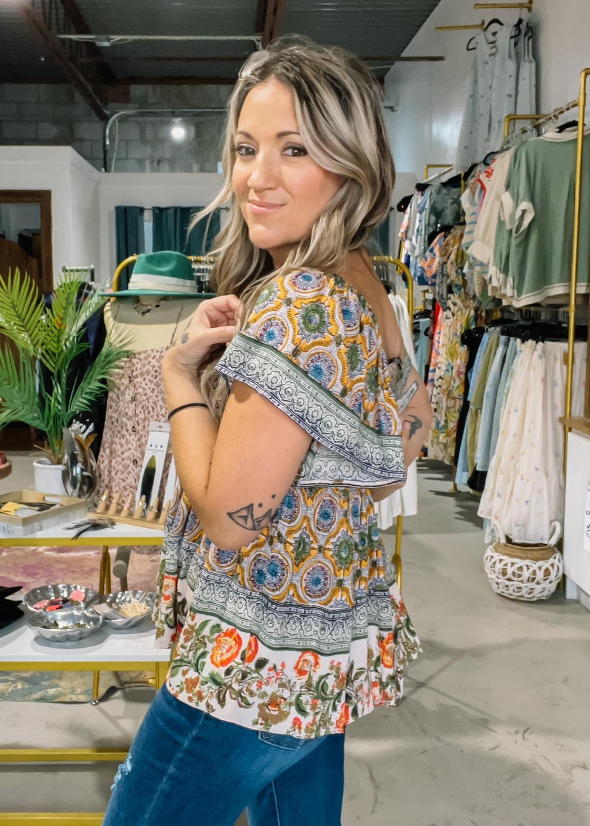 Clementine SS Sweetheart Neck Top