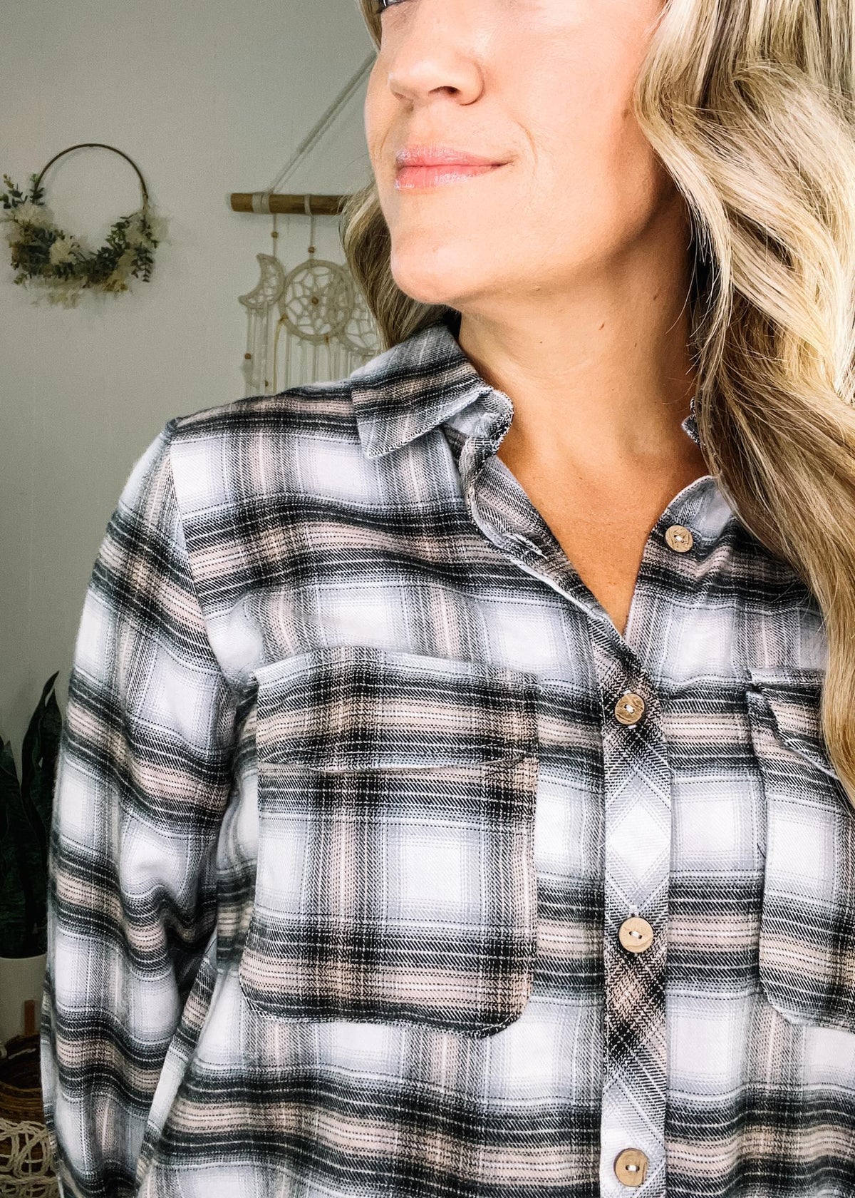 Light Weight Classic Plaid Button Down