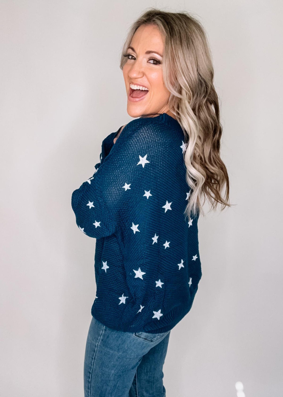 BLACK FRIDAY Star Print V Neck Knit Top