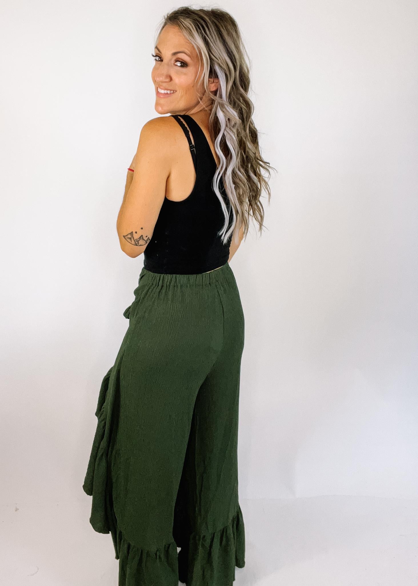 Ruffle Hem Pants – The Teal Eagle Boutique