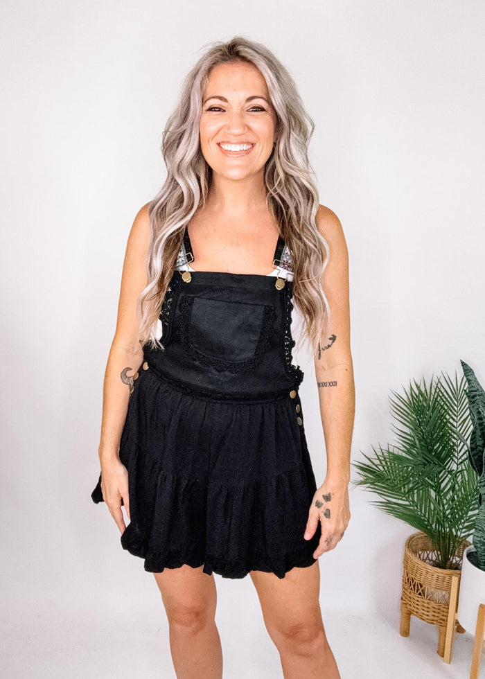 Lace Trim Tiered Sleeveless Romper