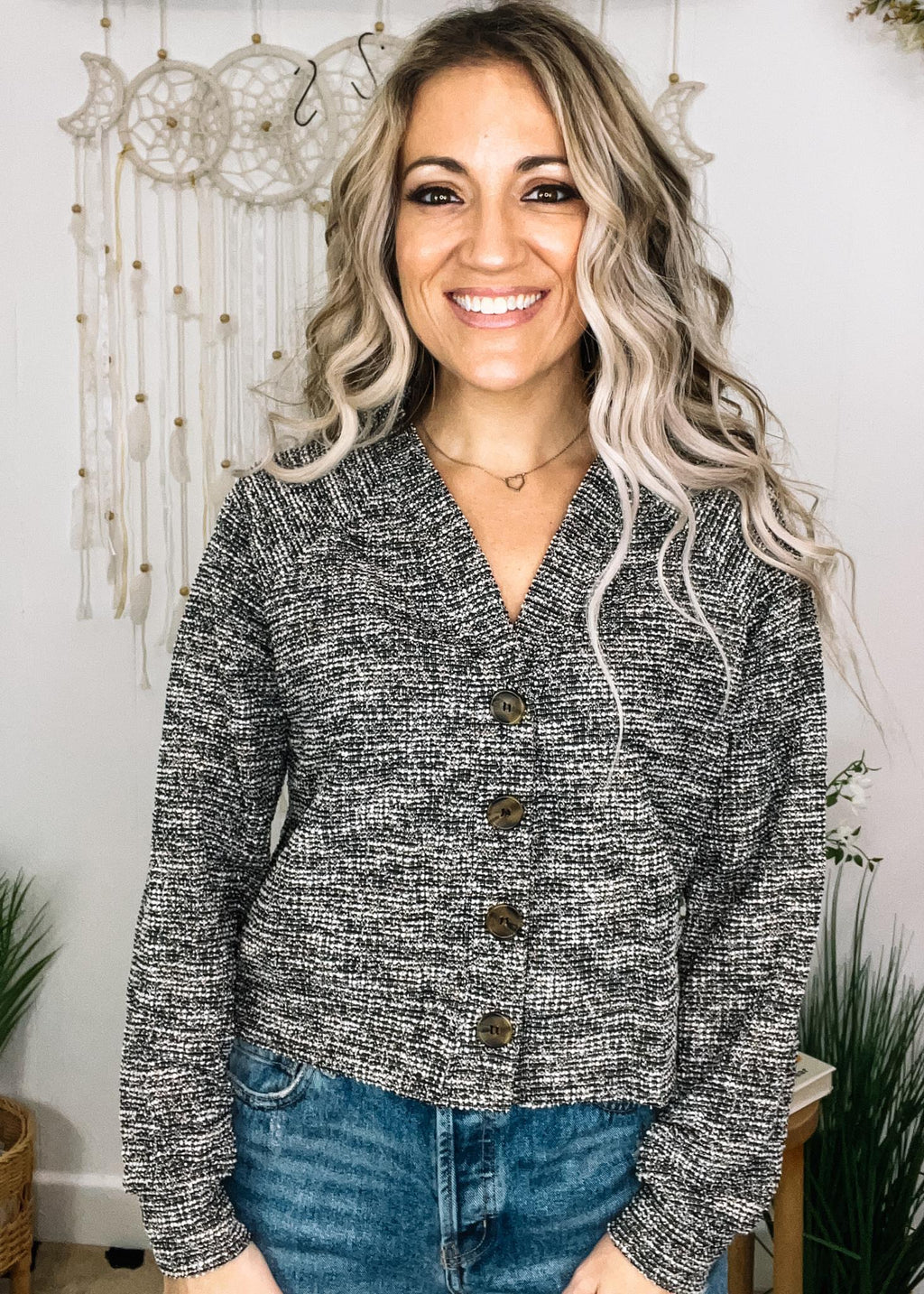 Black Front Button Knit Top – The Teal Eagle Boutique