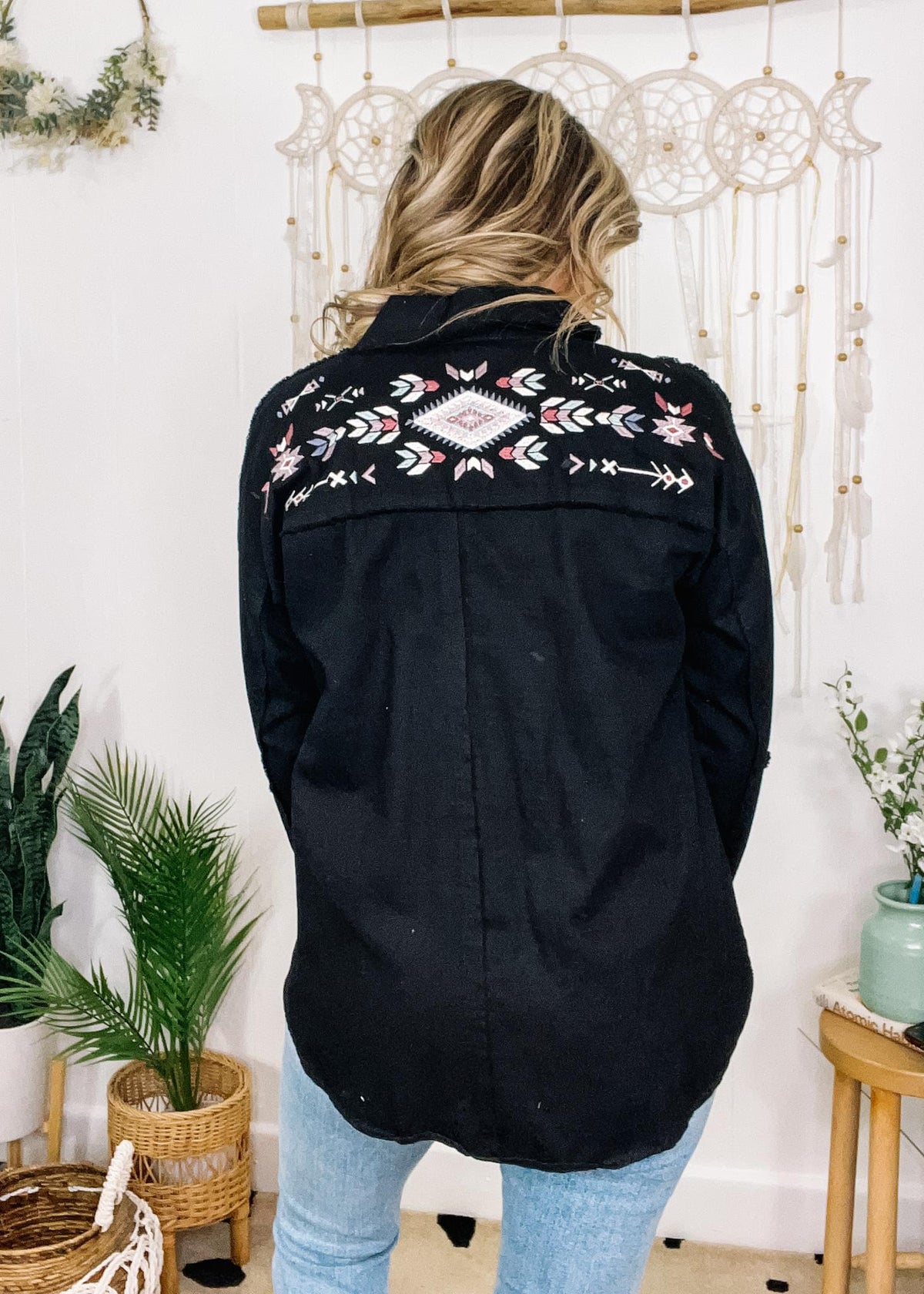 Embroidery Yoke Shirt Jacket