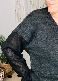 Gravel Knit Contrast Sleeves Twist Back Top