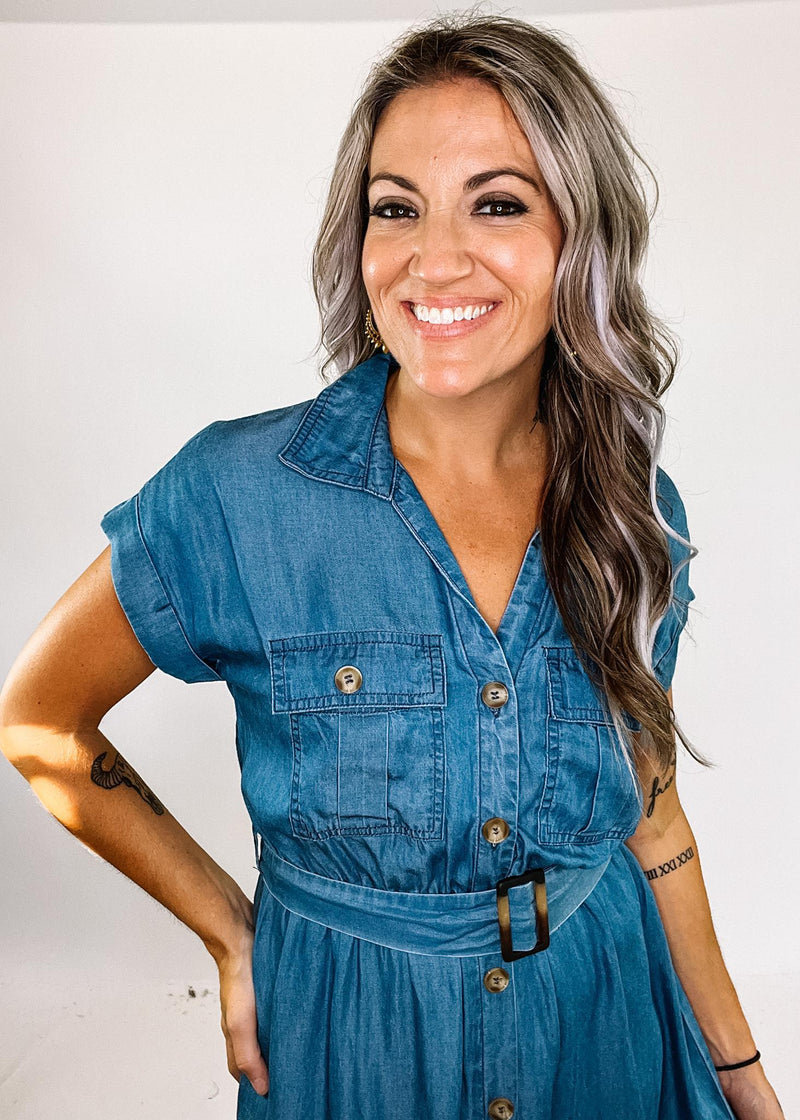 Chambray Collared Button Down Midi Dress Medium Chambray Collared Button Down Midi Dress Medium
