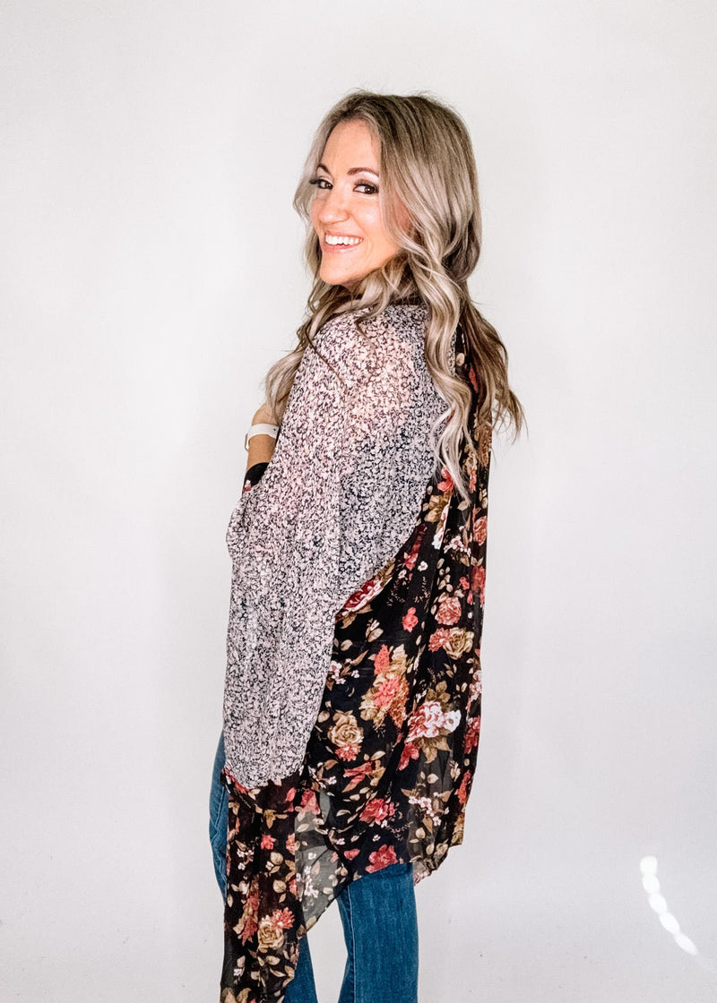 BLACK FRIDAY- Printed Kimono