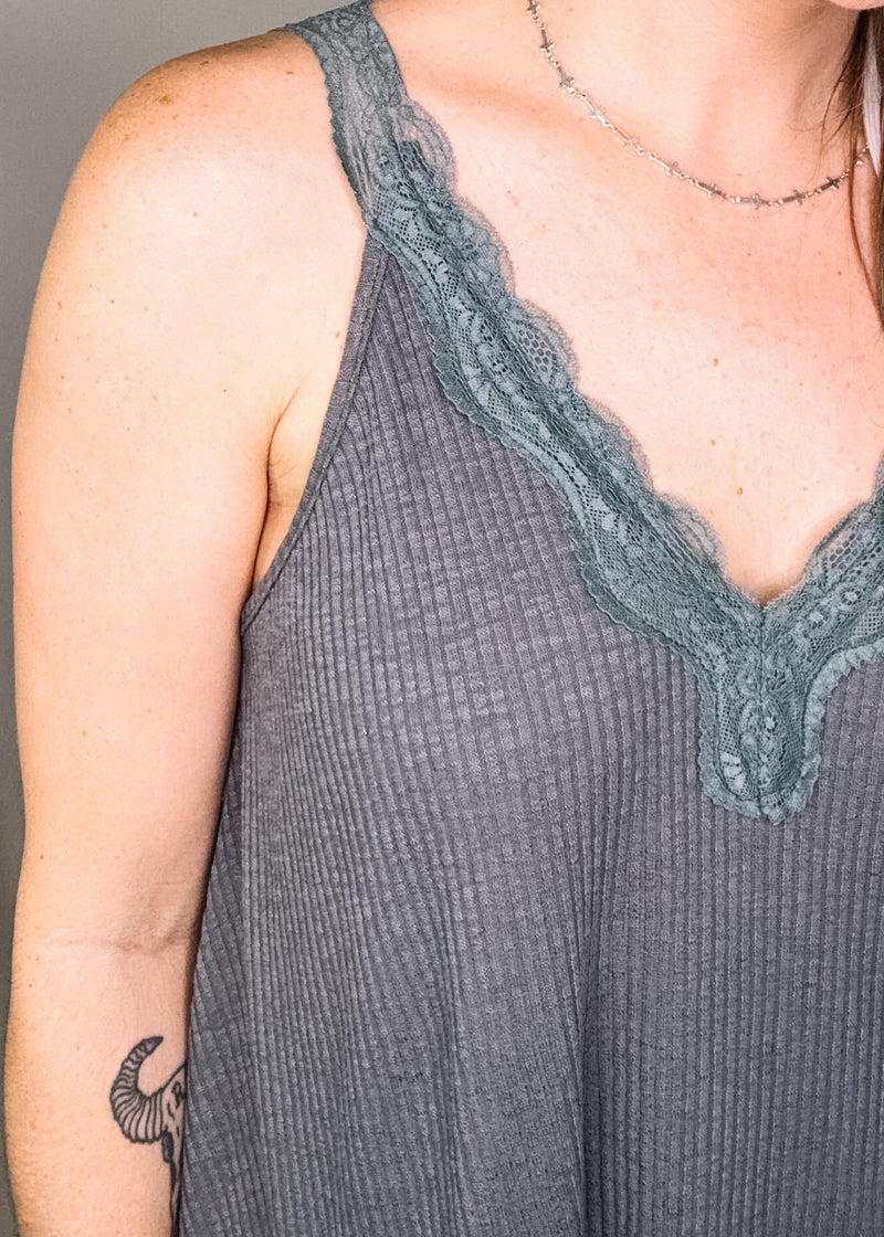 Lace Trim Flowy Tank Top