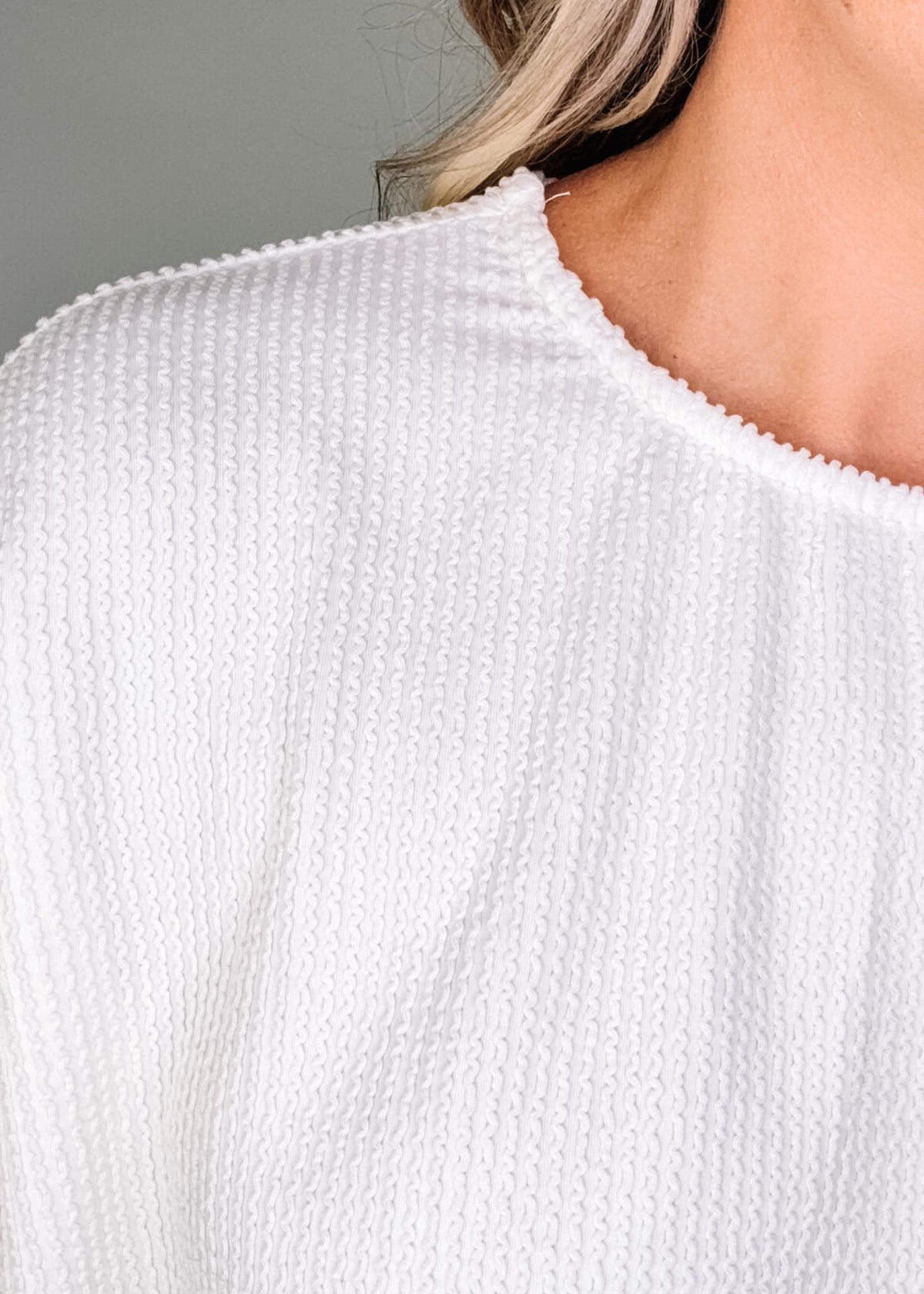 Textured Elastic Cuff Blouse