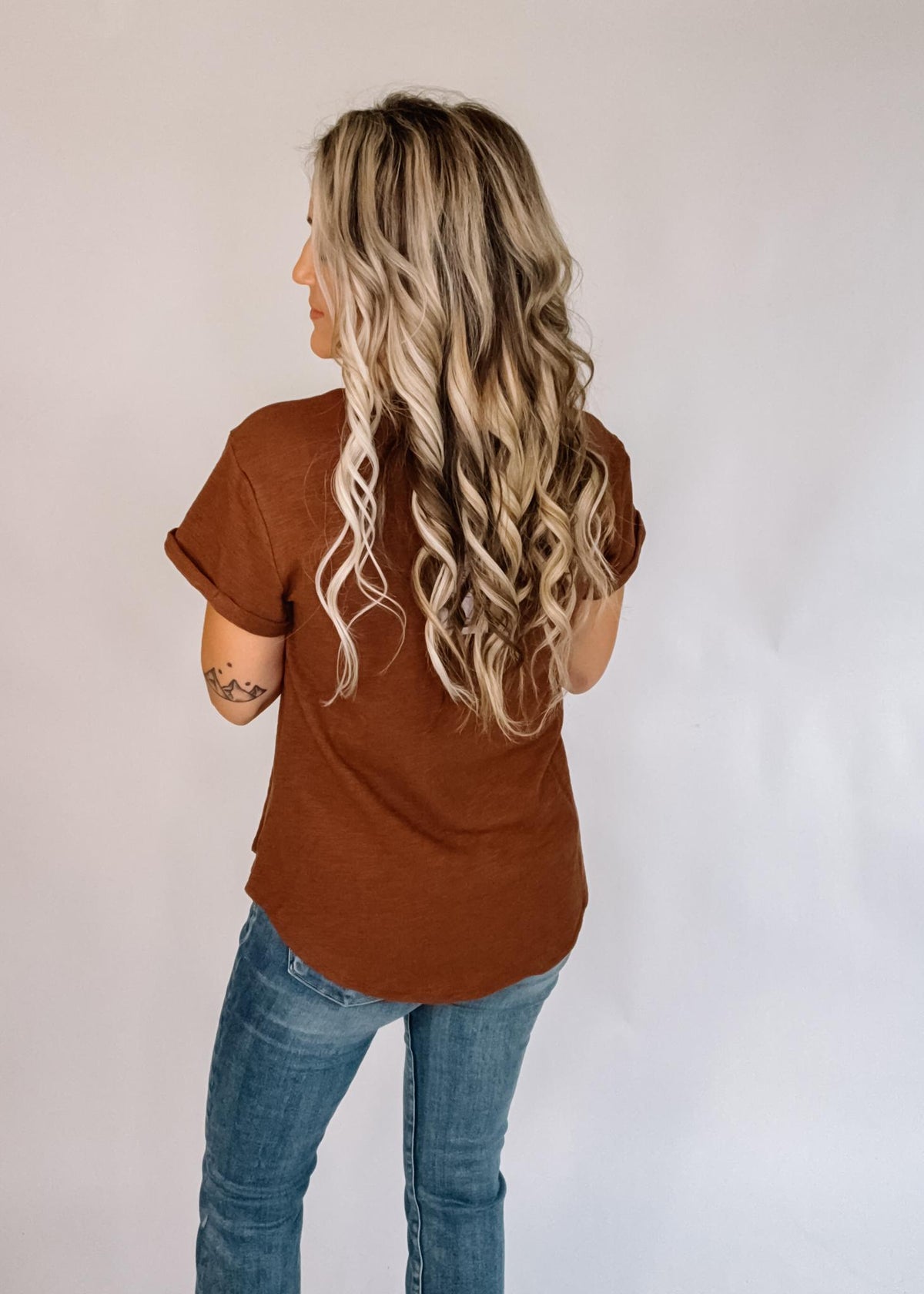 Round Neck Cuffed Sleeve T-Shirt